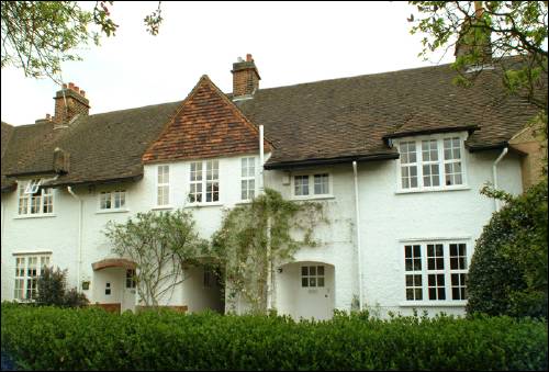 16 Asmuns Hill